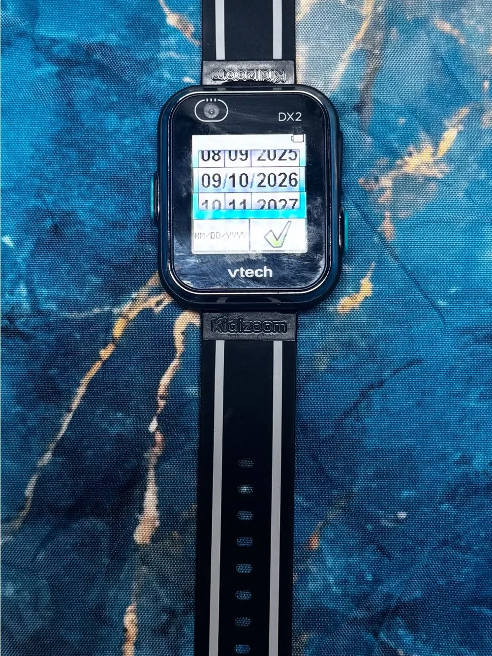 V-Tech Kidizoom smart watch